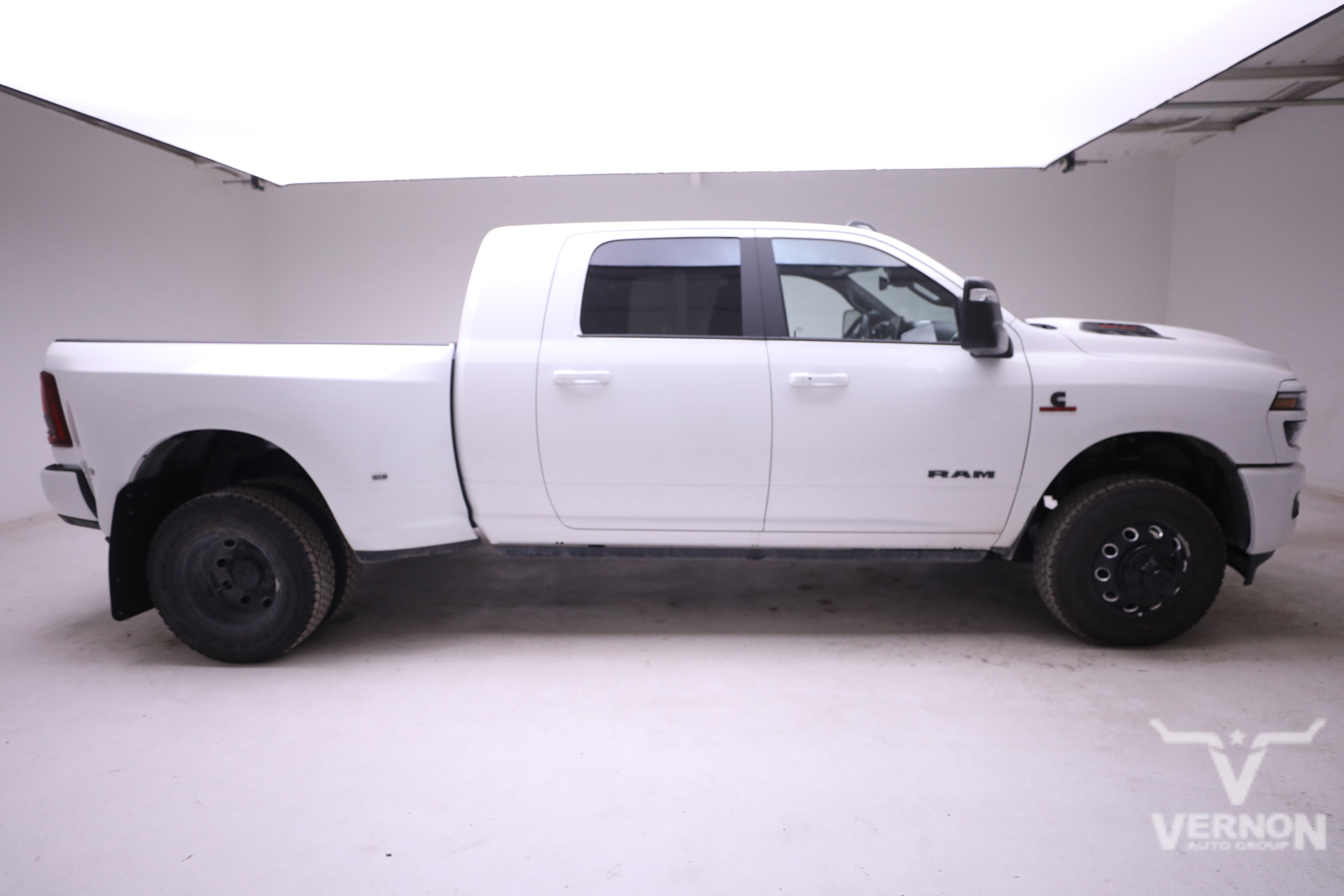 New 2025 RAM 3500 Laramie image 6