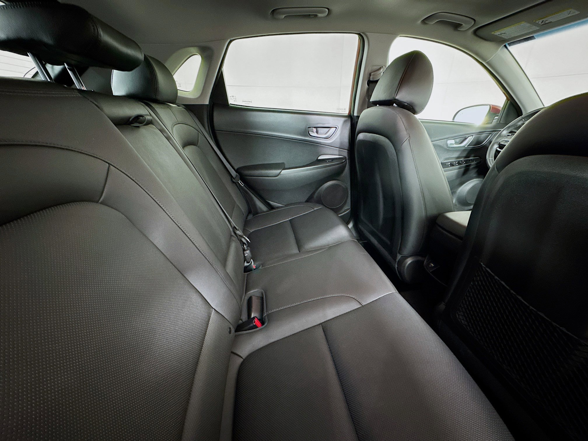 Used 2022 Hyundai Kona Limited image 47