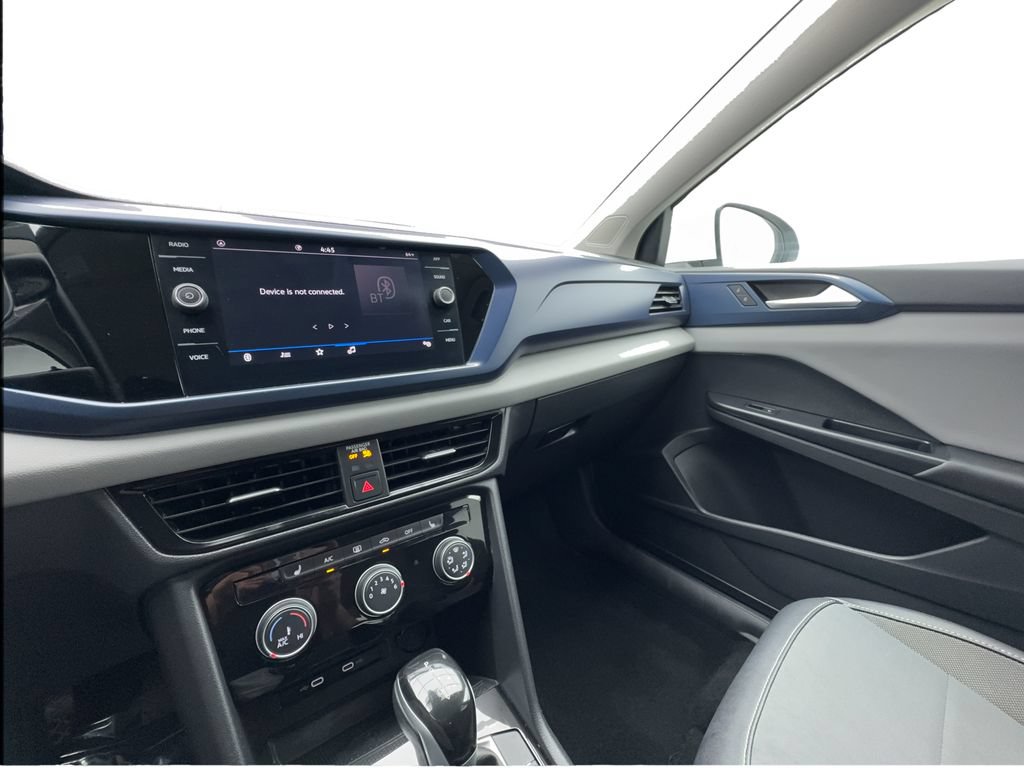 Used 2023 Volkswagen Taos SE FWD image 41