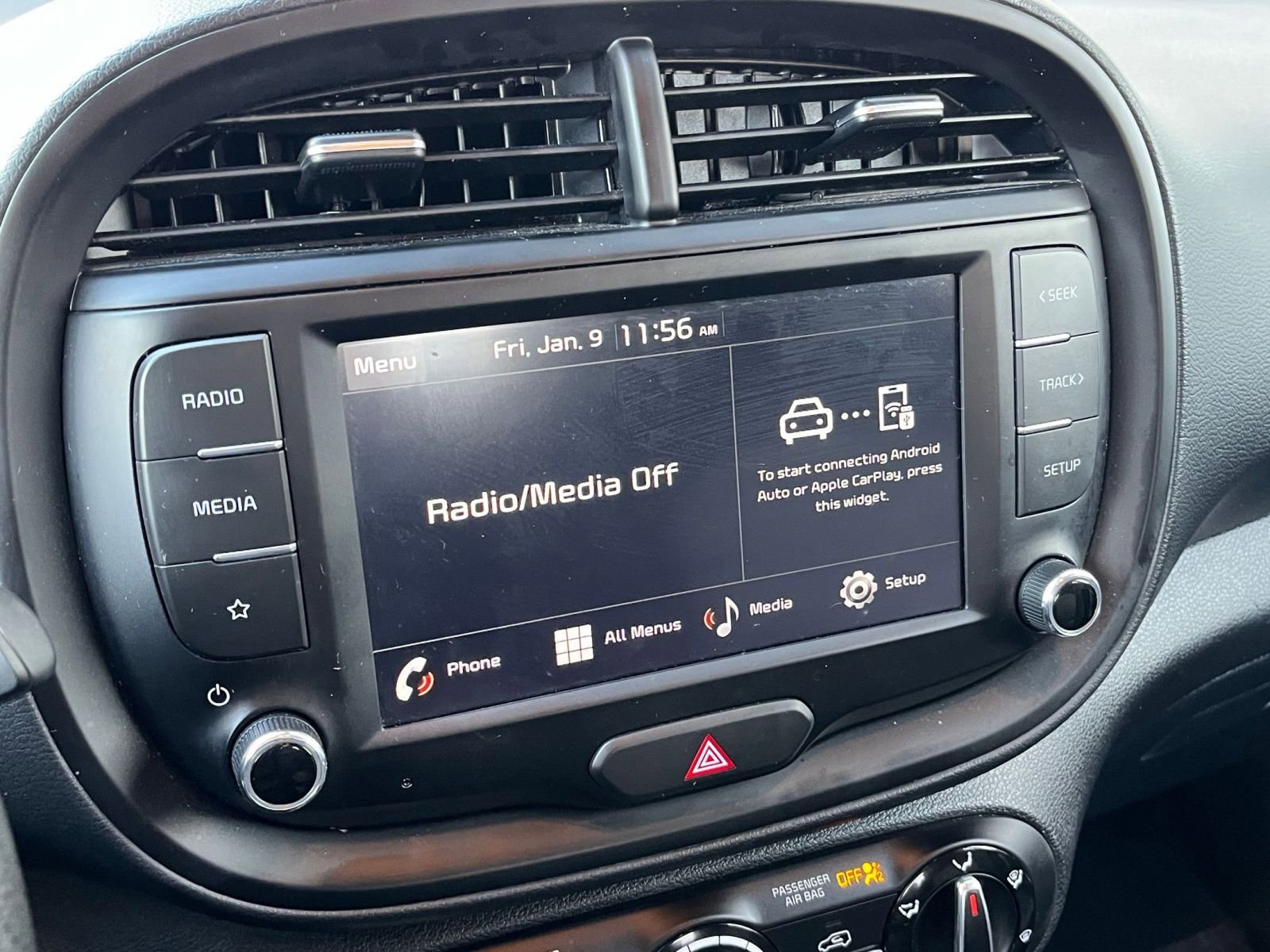 Used 2025 Kia Soul LX w/ LX Technology Package image 20