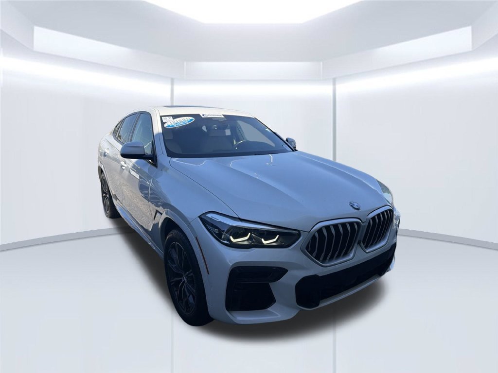 Used 2022 BMW X6 xDrive40i w/ M Sport Package AWD/4WD image 2