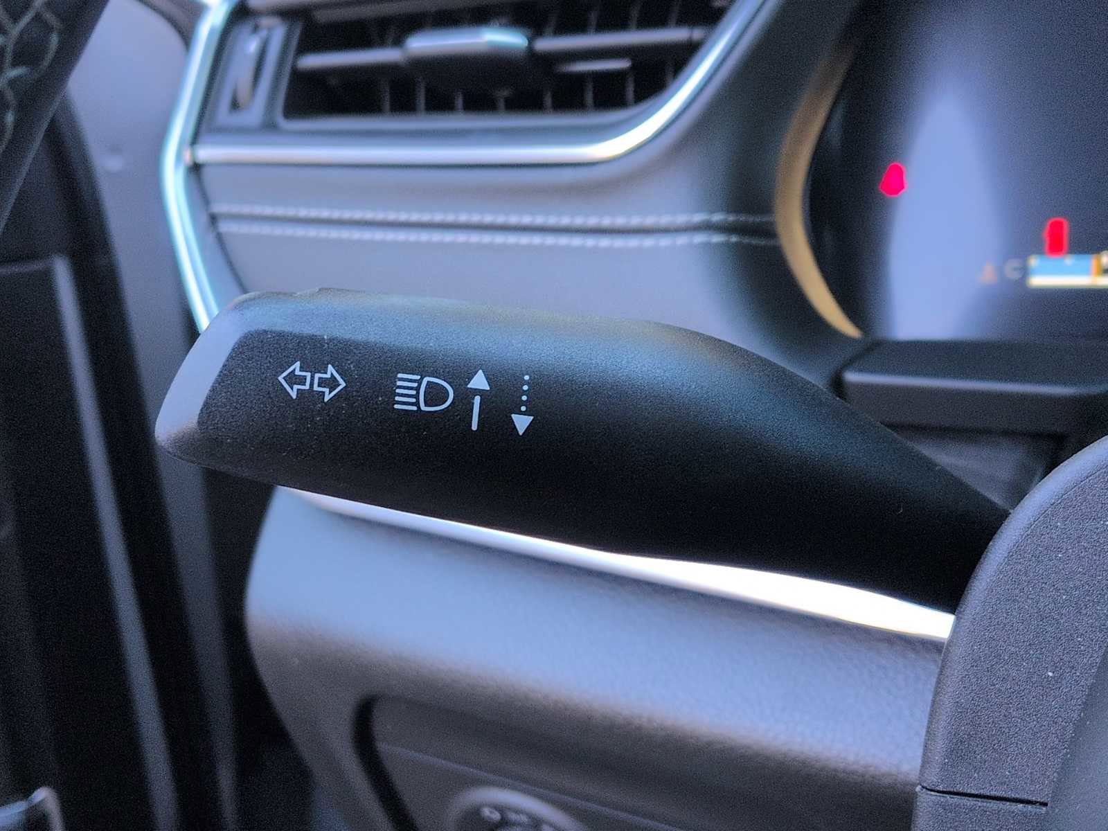 Used 2024 Jeep Grand Cherokee Overland w/ Luxury Tech Group IV image 28