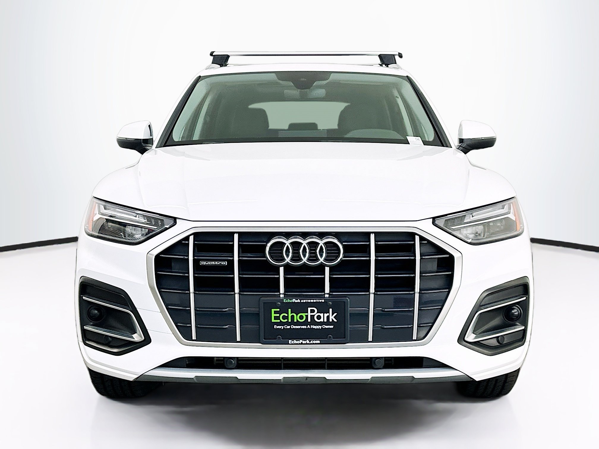 Used 2023 Audi Q5 2.0T Premium w/ Convenience Package AWD/4WD image 2