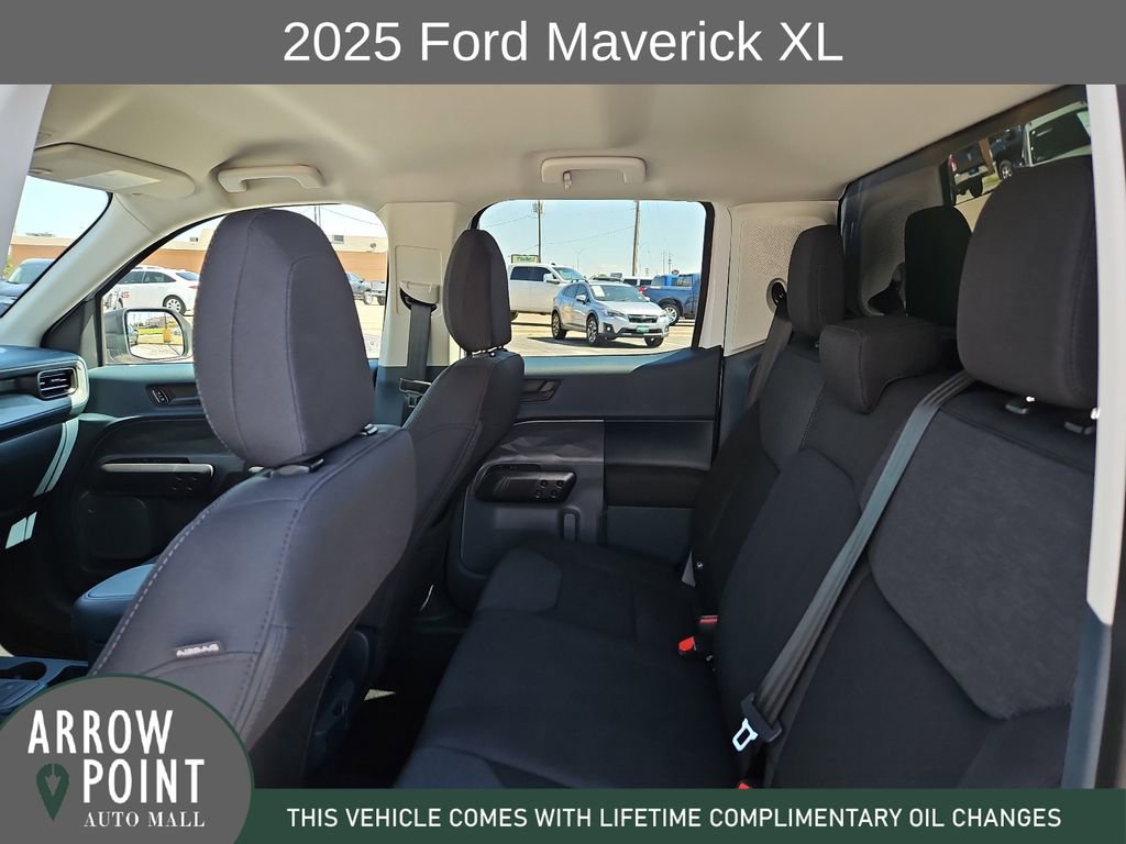 Used 2025 Ford Maverick XL w/ Equipment Group 102A image 18