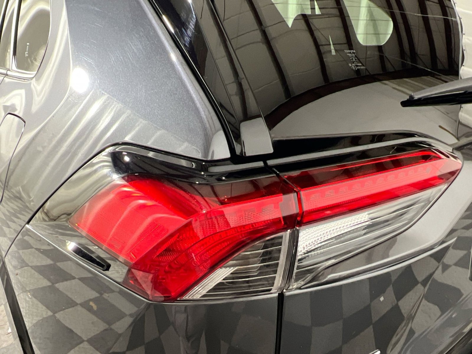 Used 2023 Toyota RAV4 SE w/ Weather & Moonroof Package image 16