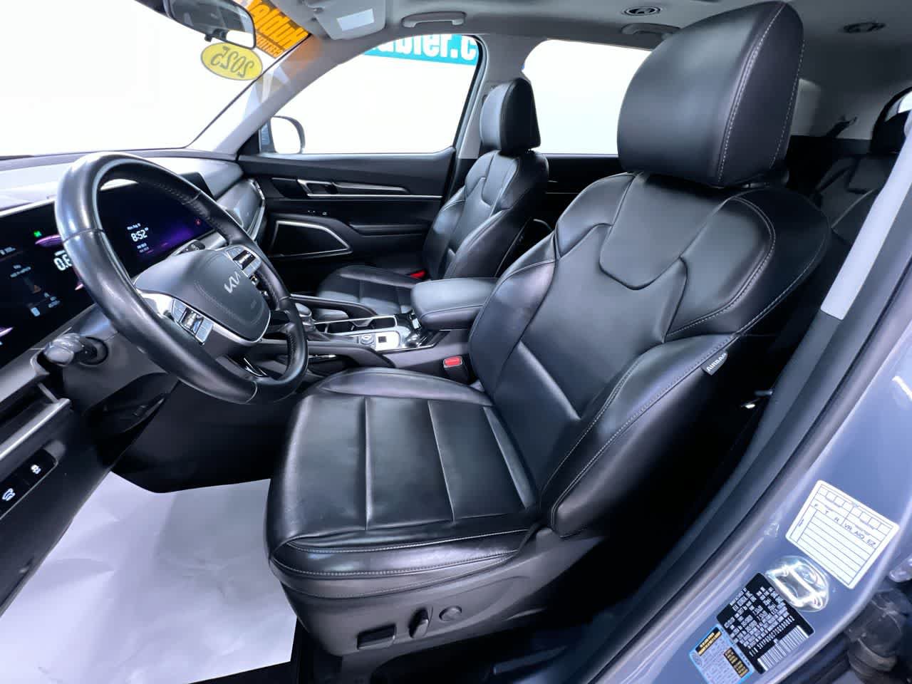 Used 2025 Kia Telluride S AWD/4WD image 14