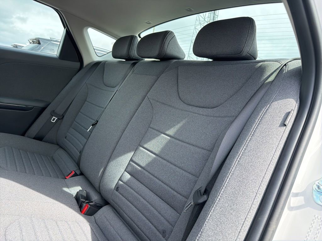 Used 2025 Kia K4 EX image 15