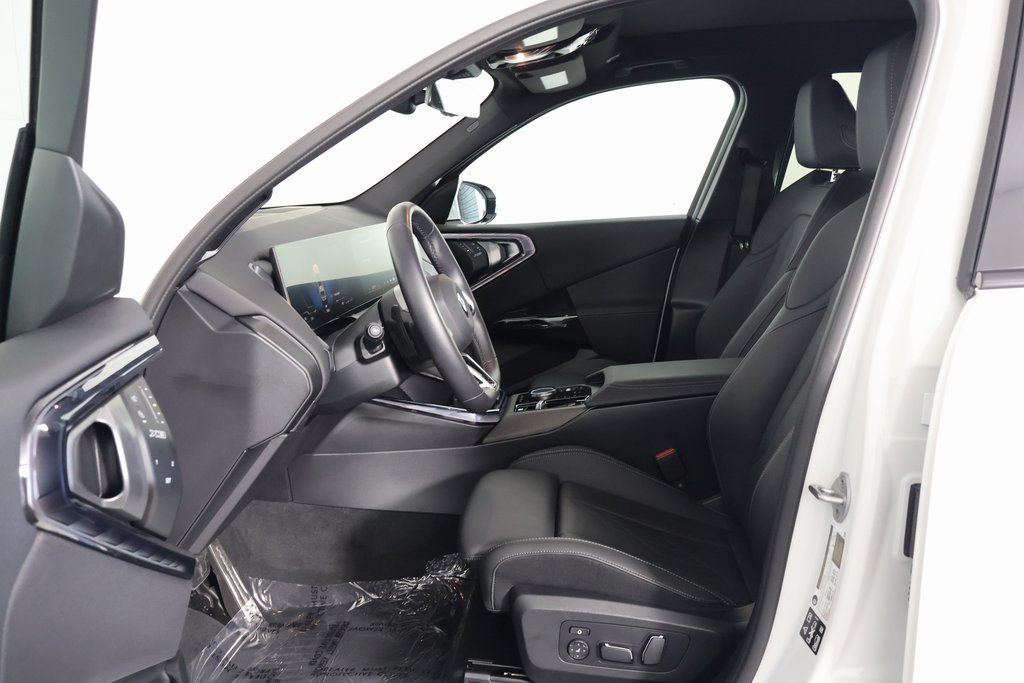 Used 2026 BMW X3 xDrive30i w/ Premium Package AWD/4WD image 10