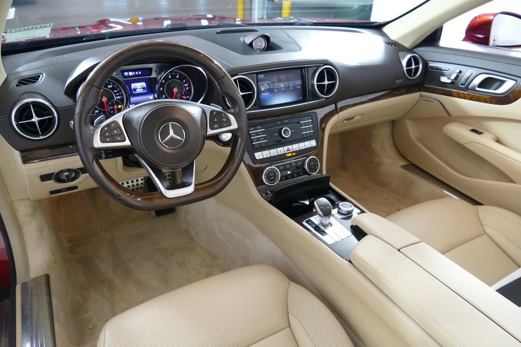 Used 2019 Mercedes-Benz SL 450 image 12