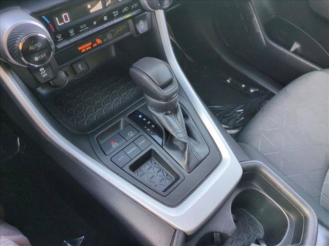Used 2021 Toyota RAV4 XLE FWD image 12