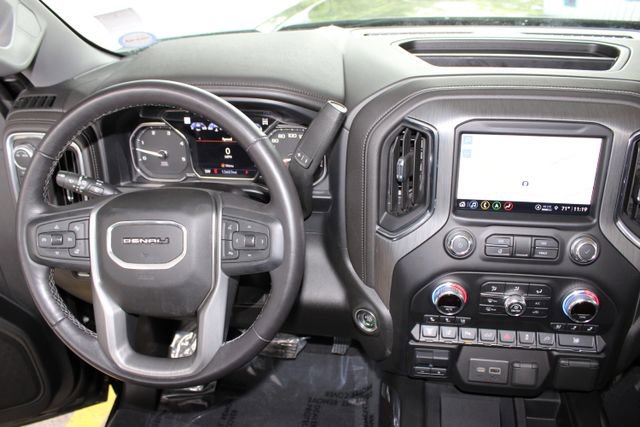 Used 2022 GMC Sierra 3500 Denali w/ Denali Ultimate Package AWD/4WD image 29
