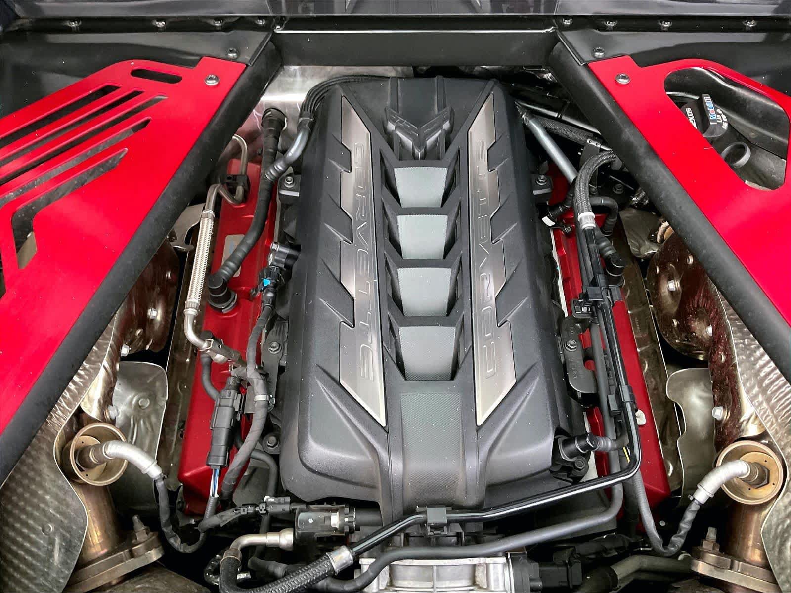 Used 2021 Chevrolet Corvette Stingray Premium Cpe w/ Z51 Performance Package RWD image 31