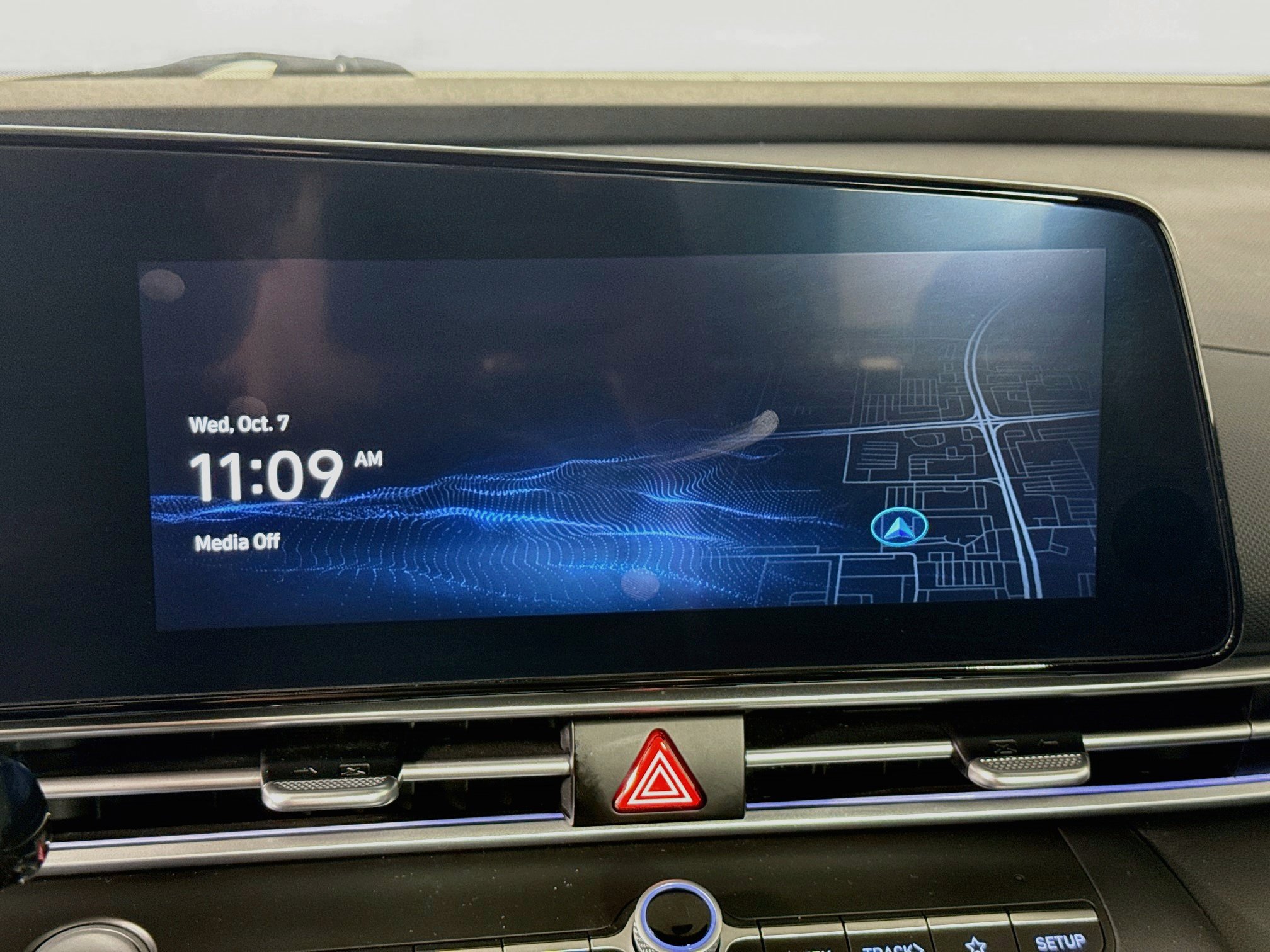 Used 2025 Hyundai Elantra SEL FWD image 17