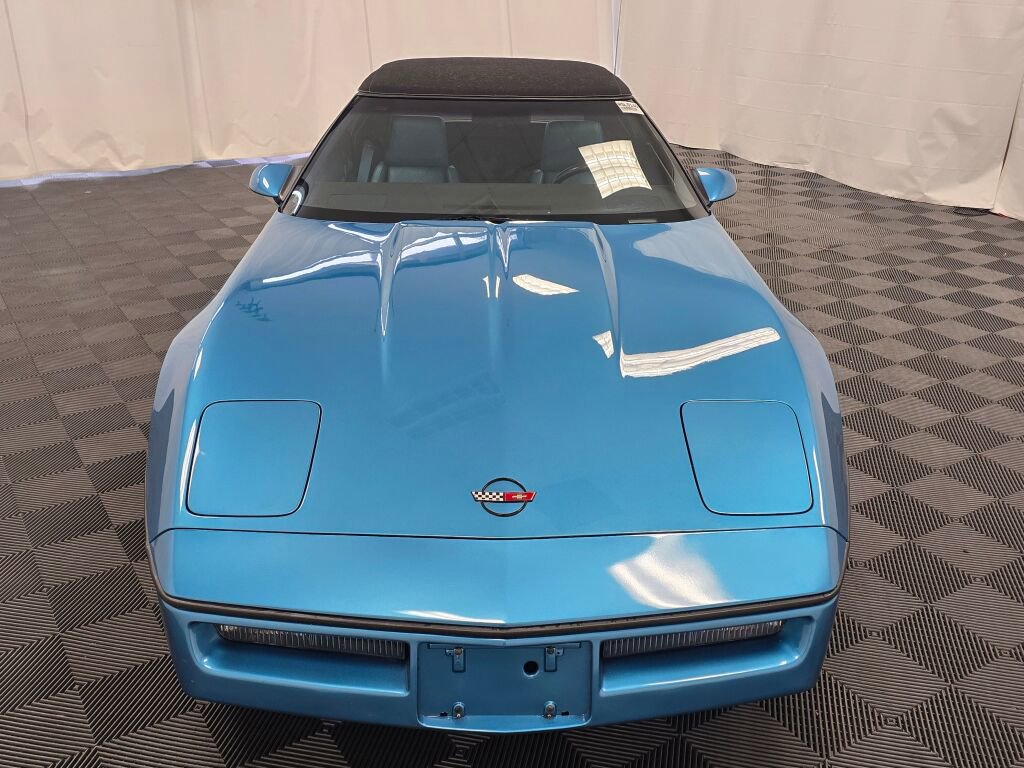 Used 1988 Chevrolet Corvette Convertible image 9