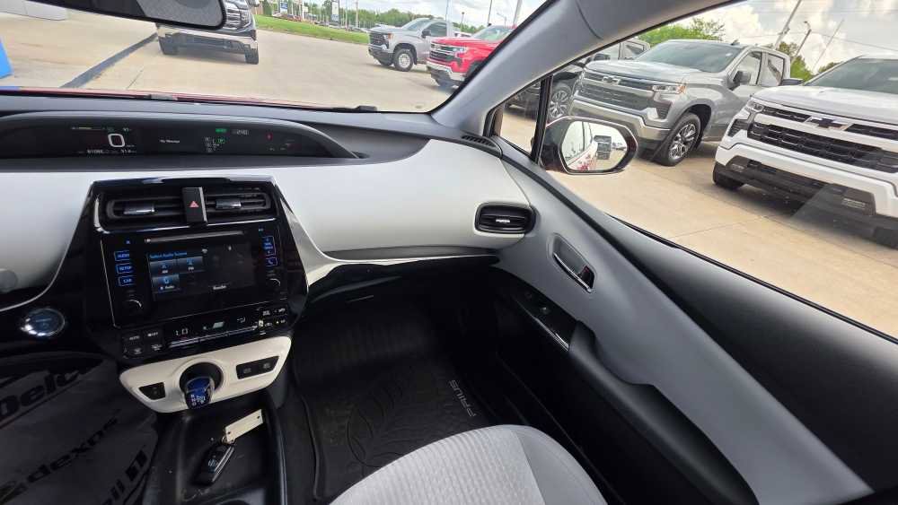 Used 2018 Toyota Prius Two w/ Prius Two Safety Plus Package FWD image 18