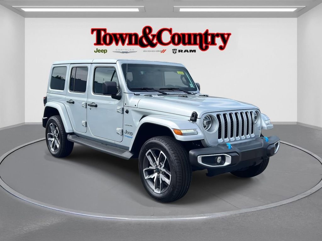 Certified 2022 Jeep Wrangler Unlimited Sahara w/ Cold Weather Group image 1