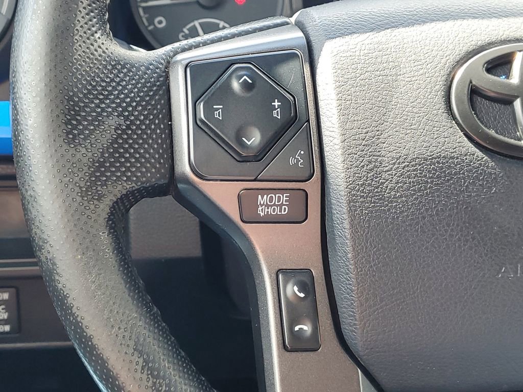 Used 2016 Toyota Tacoma TRD Off-Road w/ Towing Package AWD/4WD image 16