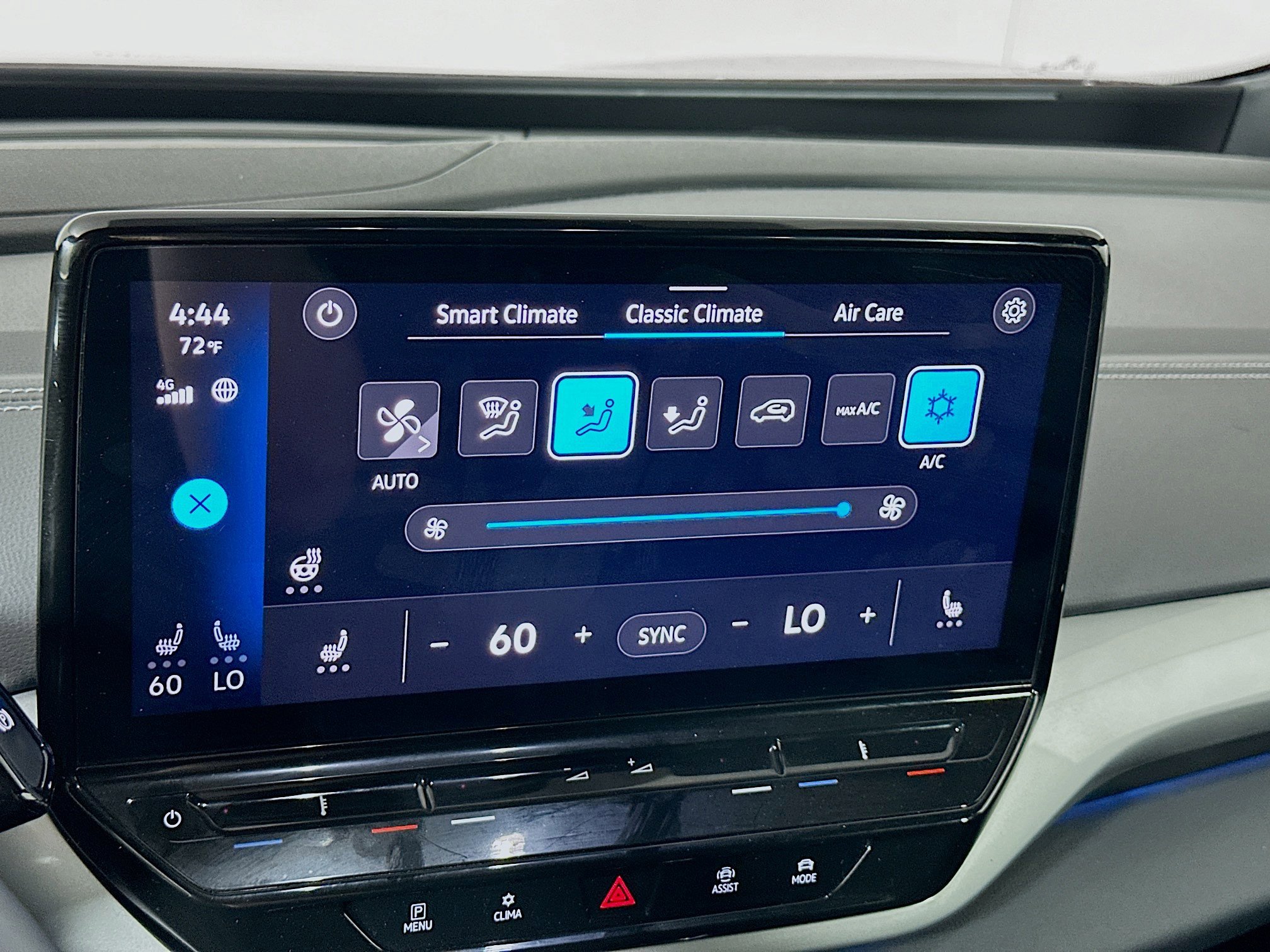 Used 2023 Volkswagen ID.4 S image 23