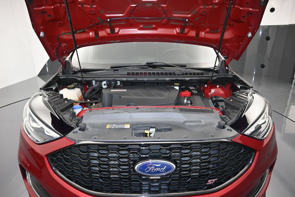 Certified 2019 Ford Edge ST w/ Equipment Group 401A AWD/4WD image 29