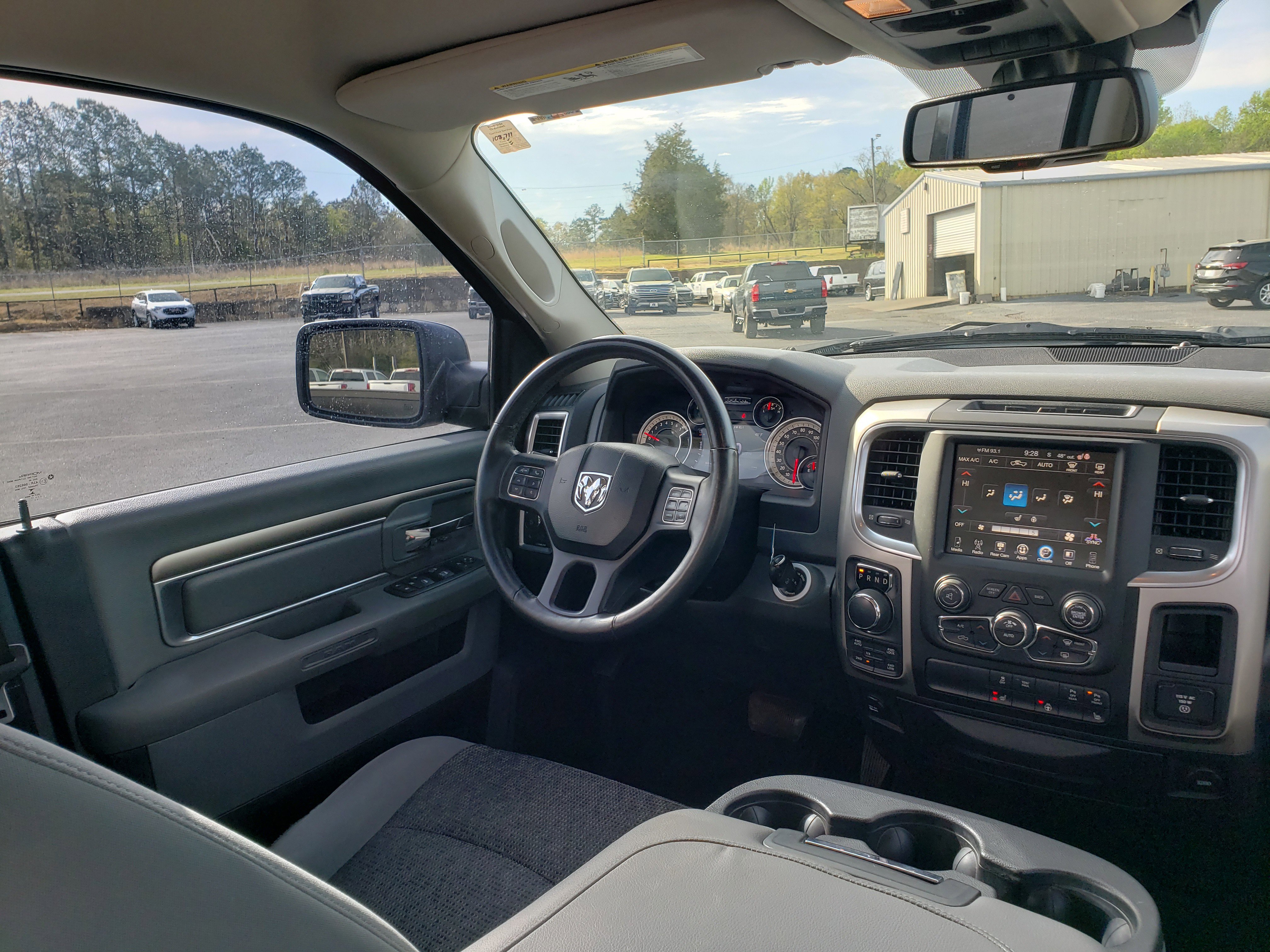 Used 2017 RAM 1500 Big Horn image 38