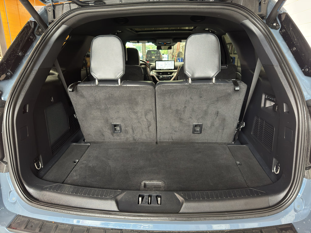 Used 2025 Ford Explorer ST-Line w/ ST-Line Street Pack AWD/4WD image 22