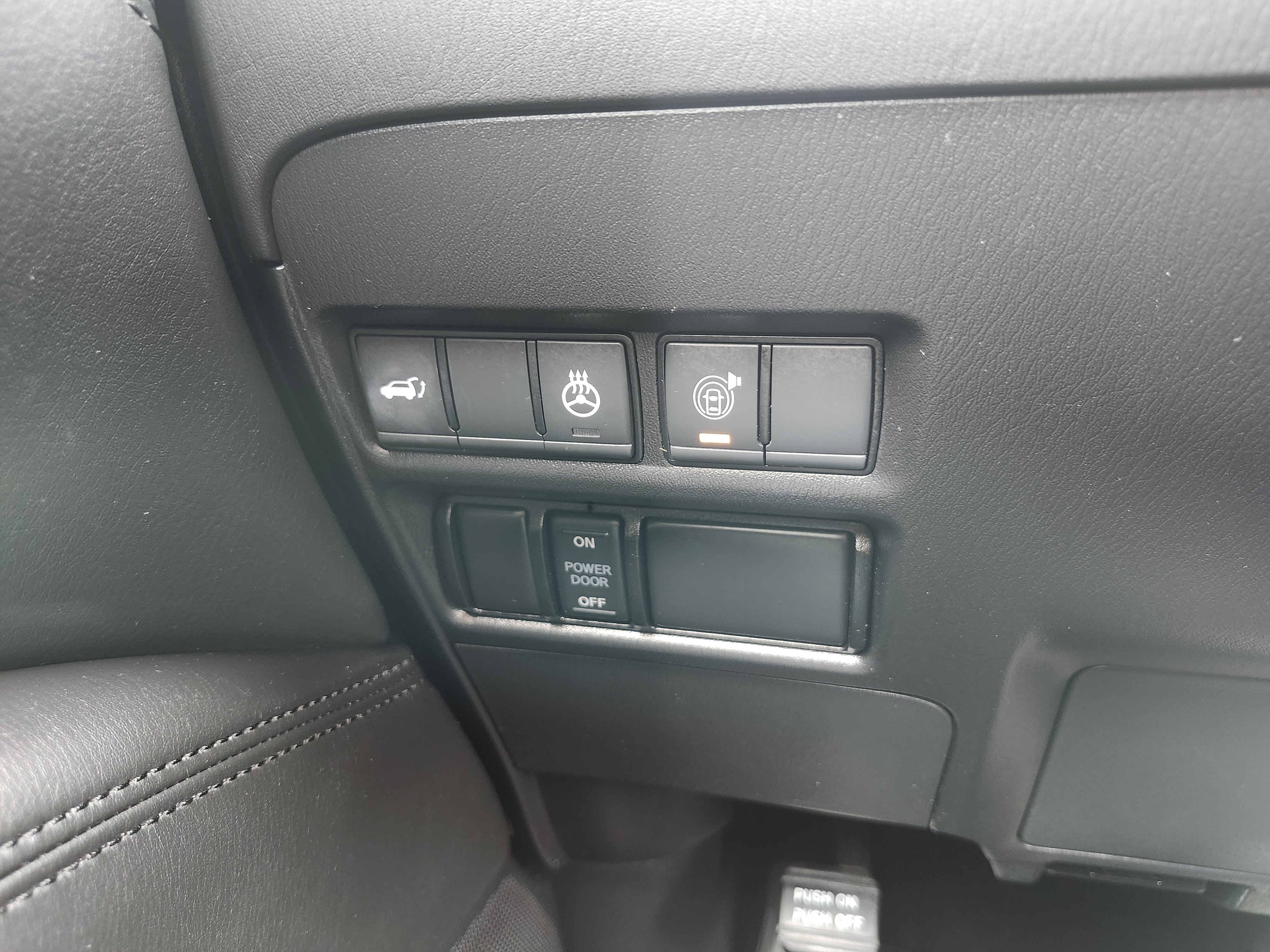 Used 2023 Nissan Armada SL w/ Captain's Chairs Package AWD/4WD image 42