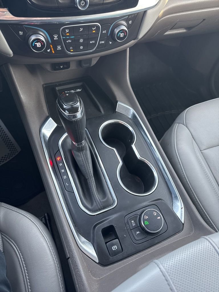 Used 2018 Chevrolet Traverse Premier AWD/4WD image 17