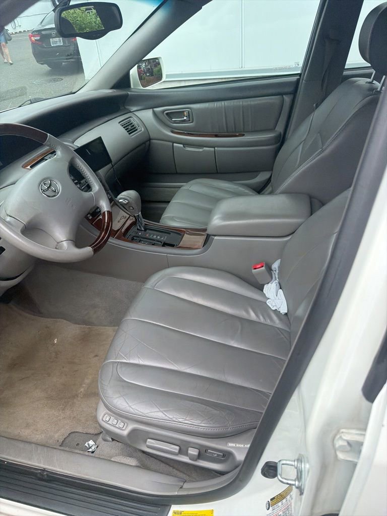 Used 2004 Toyota Avalon XLS FWD image 7