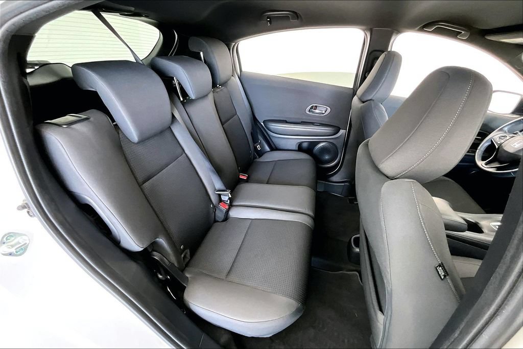 Used 2022 Honda HR-V Sport image 32