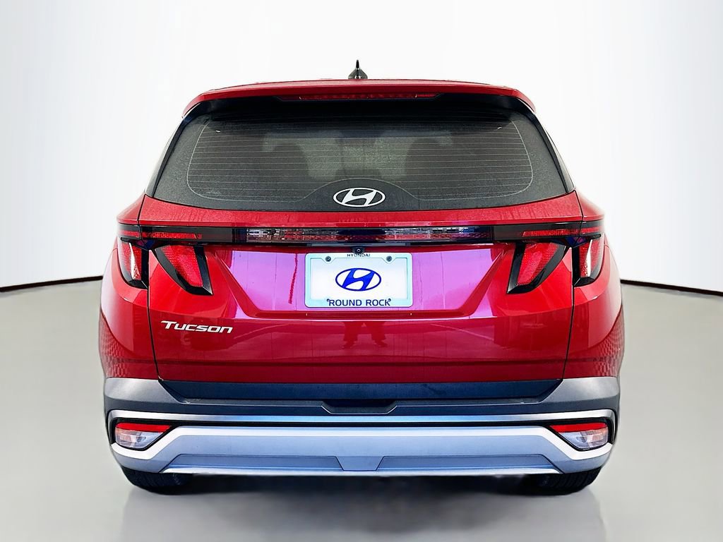 Certified 2025 Hyundai Tucson SE image 6