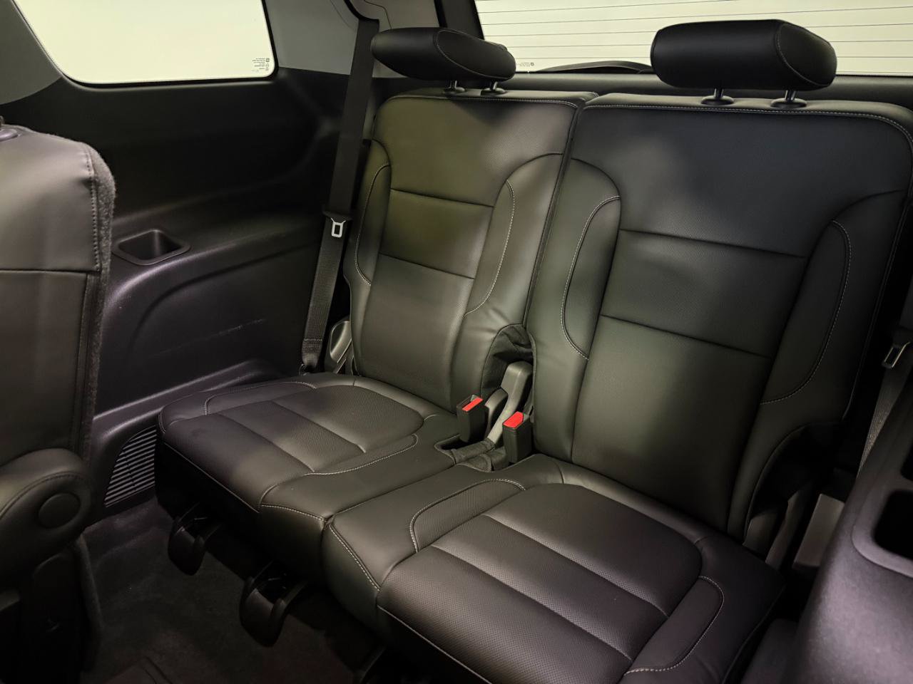 Used 2019 GMC Acadia SLT AWD/4WD image 14
