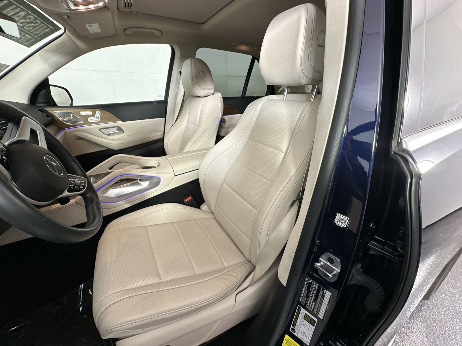 Used 2021 Mercedes-Benz GLE 350 w/ Premium Package image 15