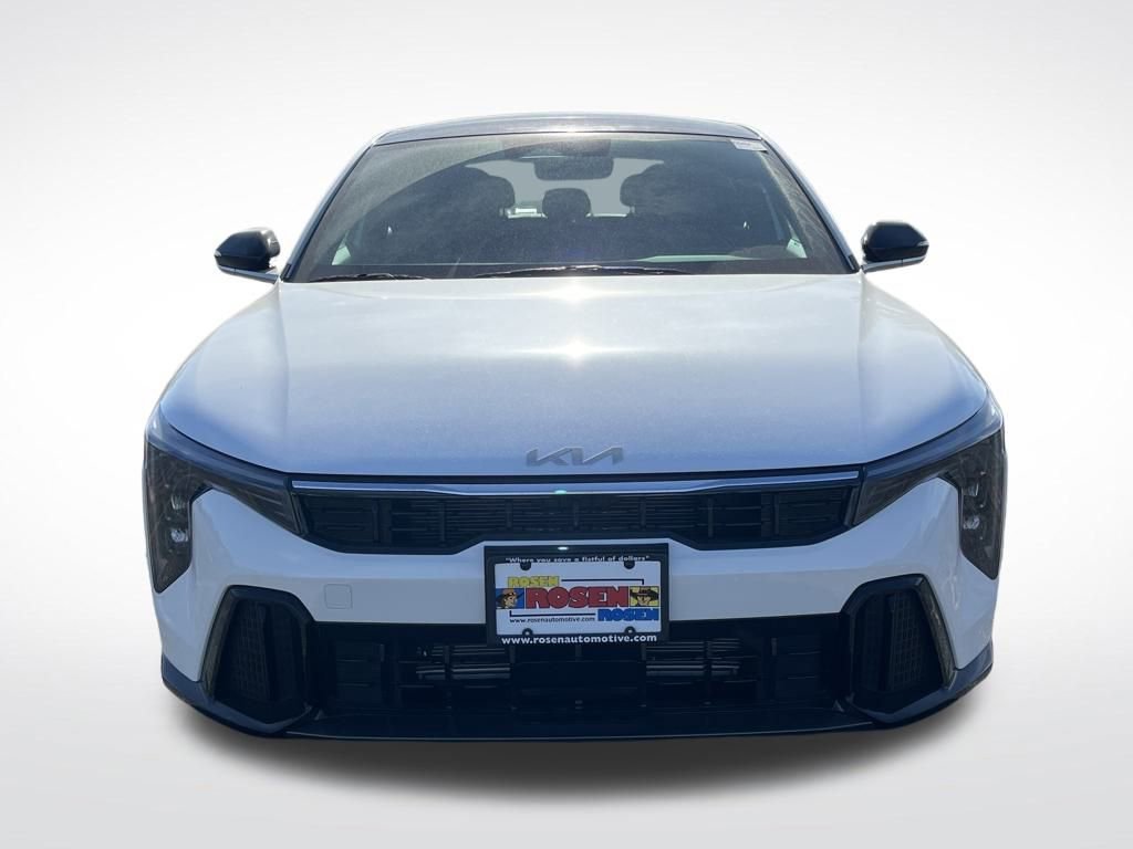 New 2025 Kia K4 GT-Line image 8