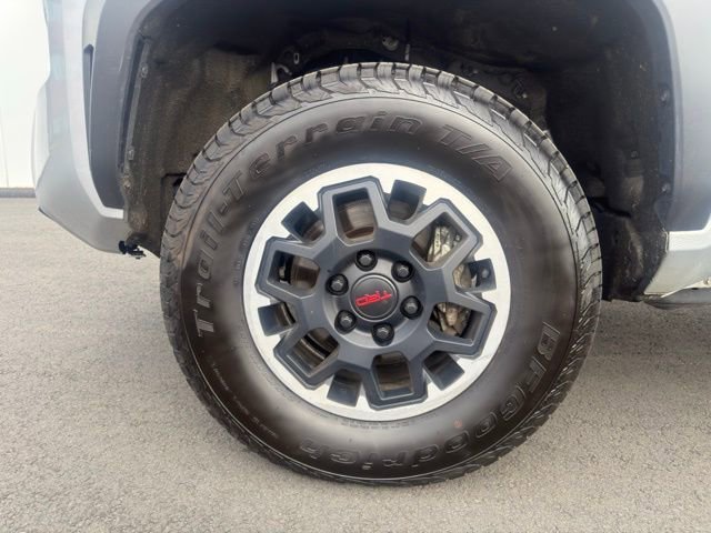 Used 2024 Toyota Tacoma TRD Off-Road AWD/4WD image 24