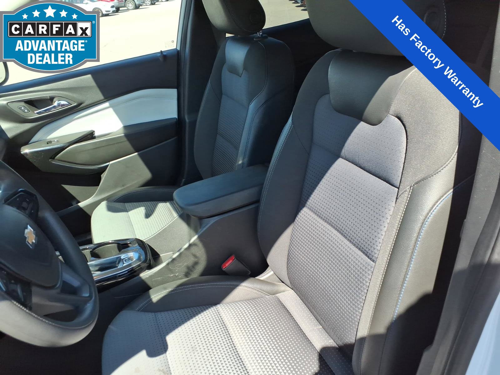 Used 2025 Chevrolet Trax LT FWD image 16