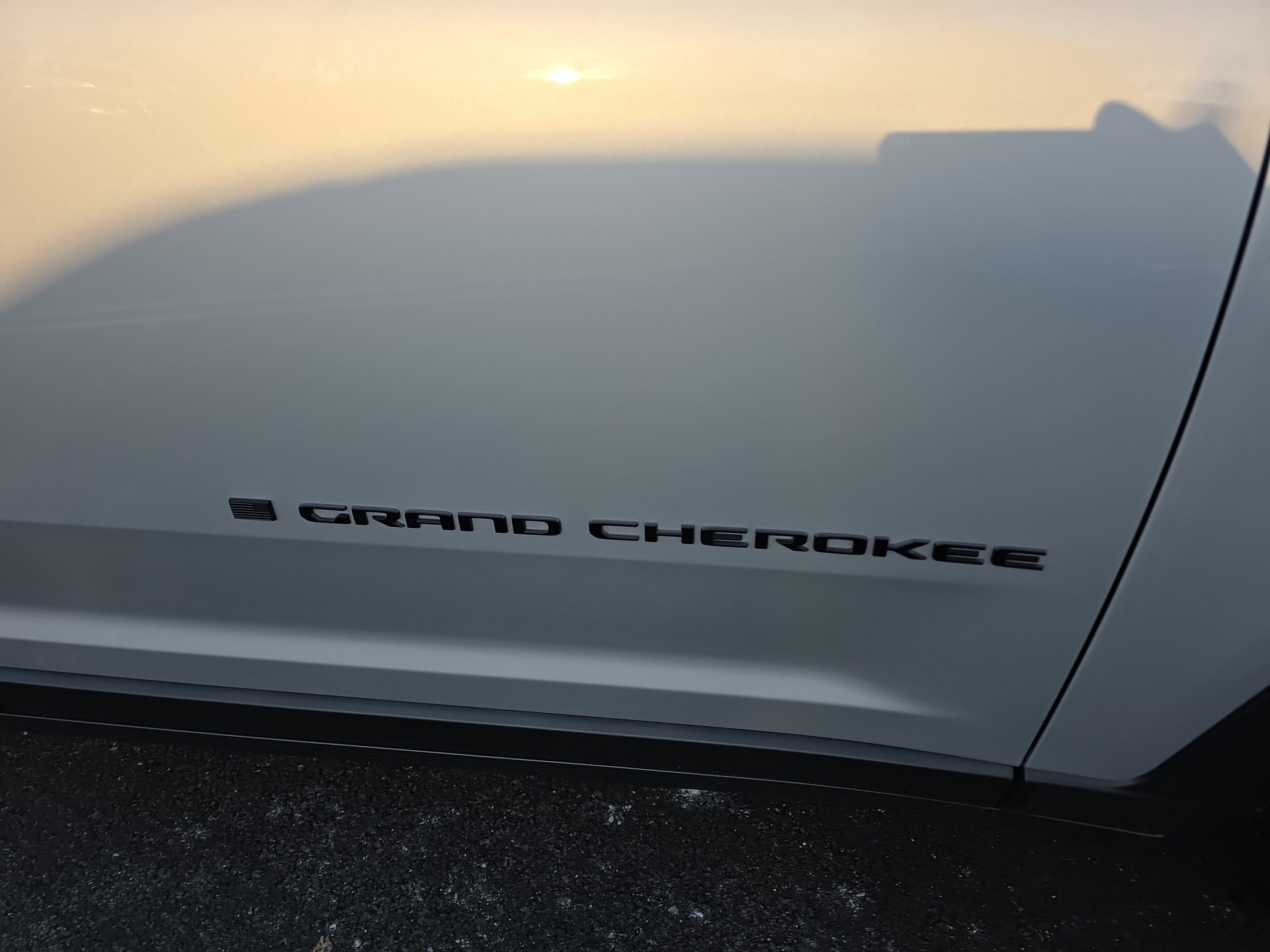 New 2025 Jeep Grand Cherokee Altitude image 24