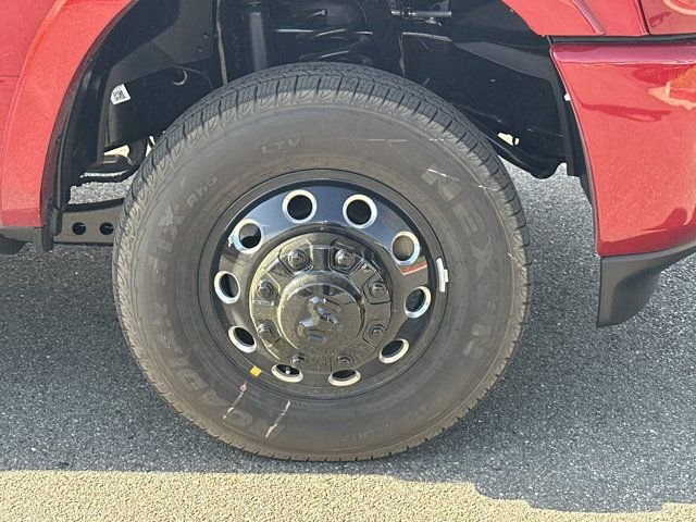New 2026 RAM 3500 Limited image 14