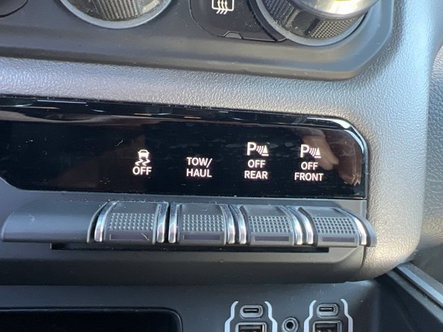 Used 2020 RAM 1500 Big Horn AWD/4WD image 24