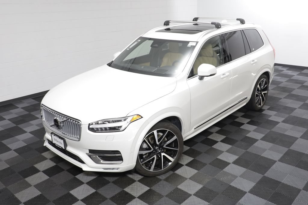Used 2024 Volvo XC90 B6 Ultimate w/ Protection Package Premier AWD/4WD image 2