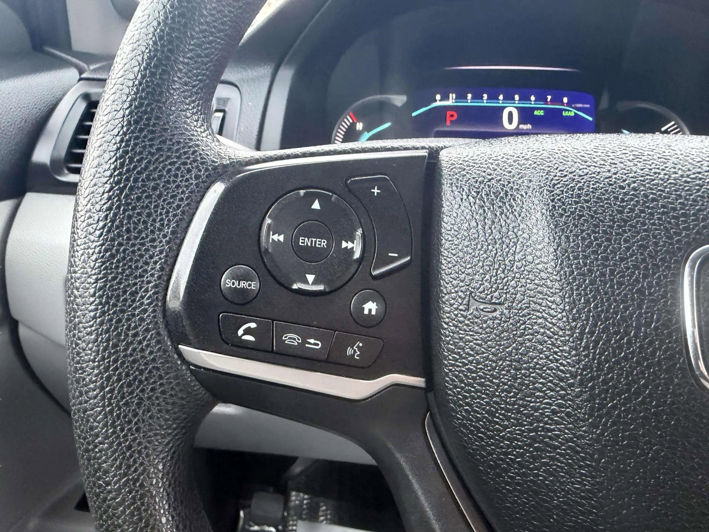 Used 2019 Honda Pilot LX image 25