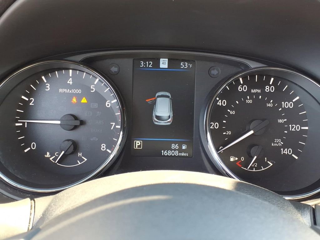 Certified 2022 Nissan Rogue Sport SL w/ Premium Package AWD/4WD image 30
