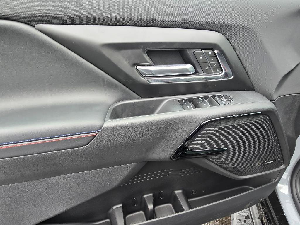 New 2025 Chevrolet Silverado EV RST image 12