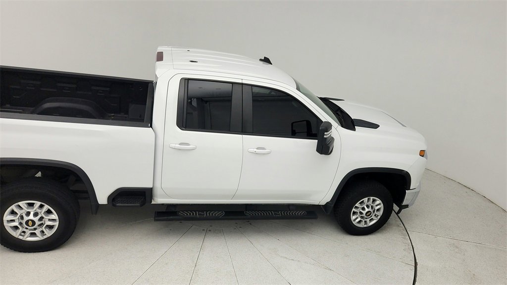 Used 2022 Chevrolet Silverado 2500 LT w/ Convenience Package image 39