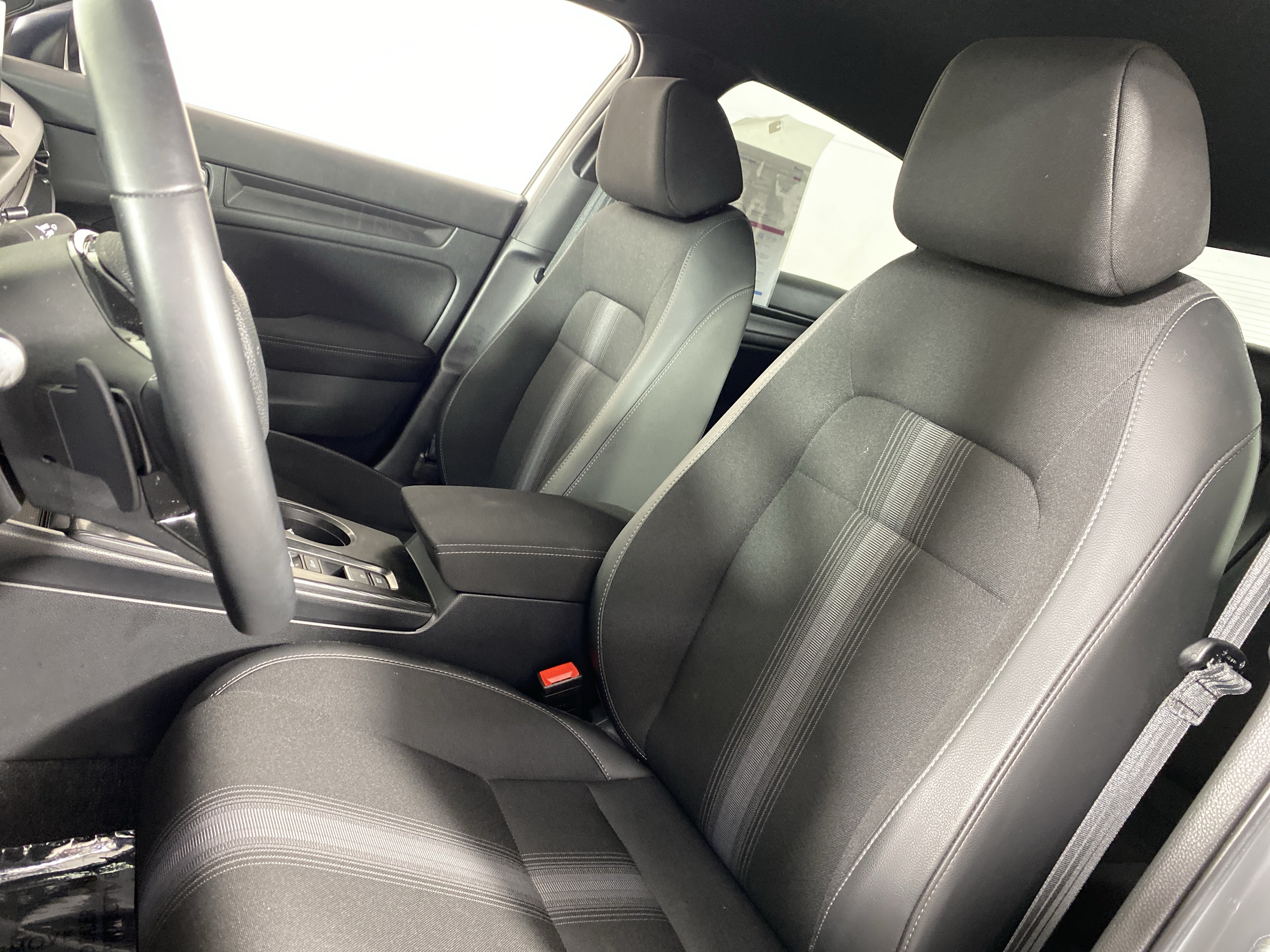 Used 2025 Honda Civic Sport image 16