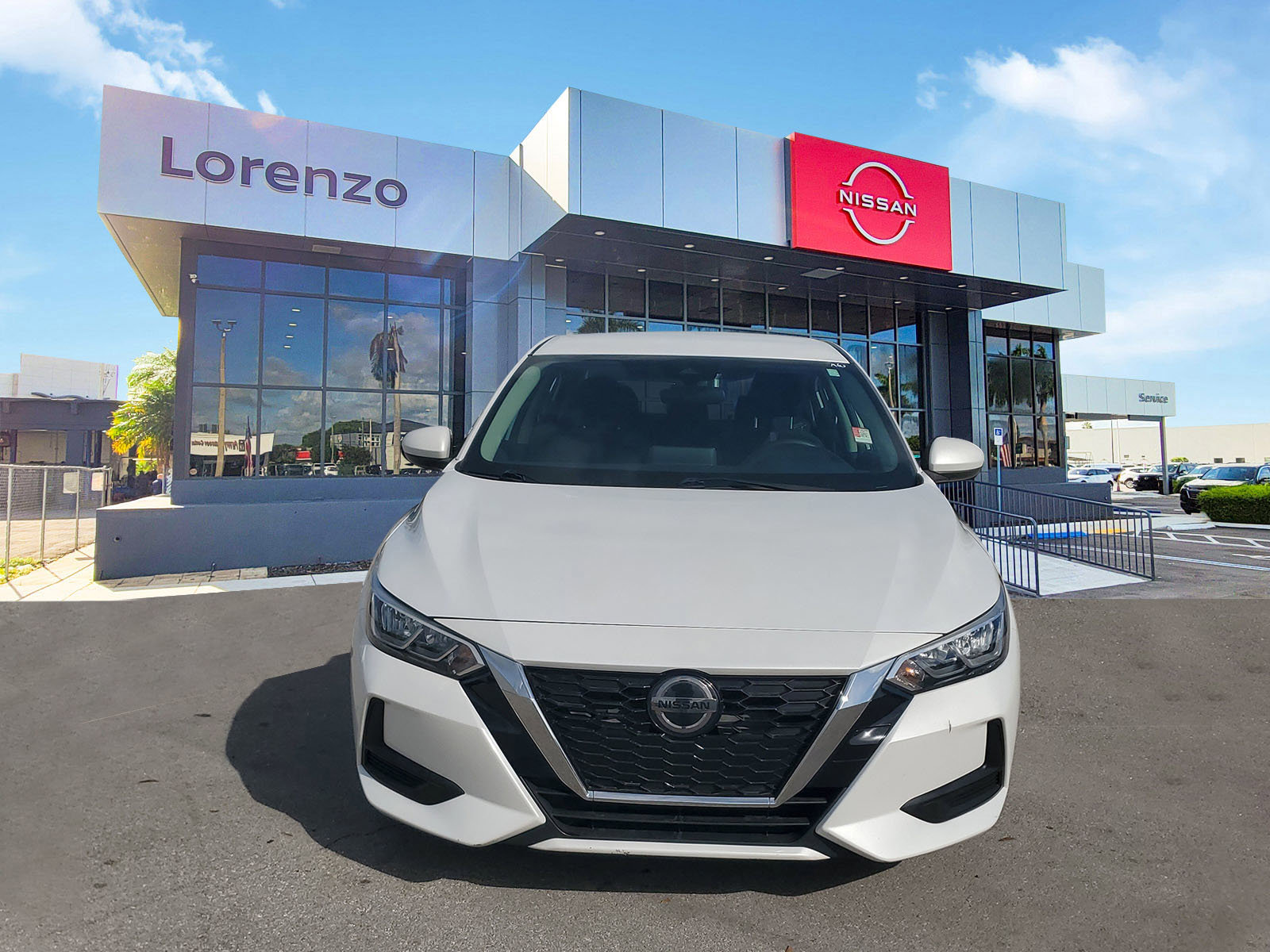 Used 2021 Nissan Sentra SV w/ Trunk Package FWD image 2