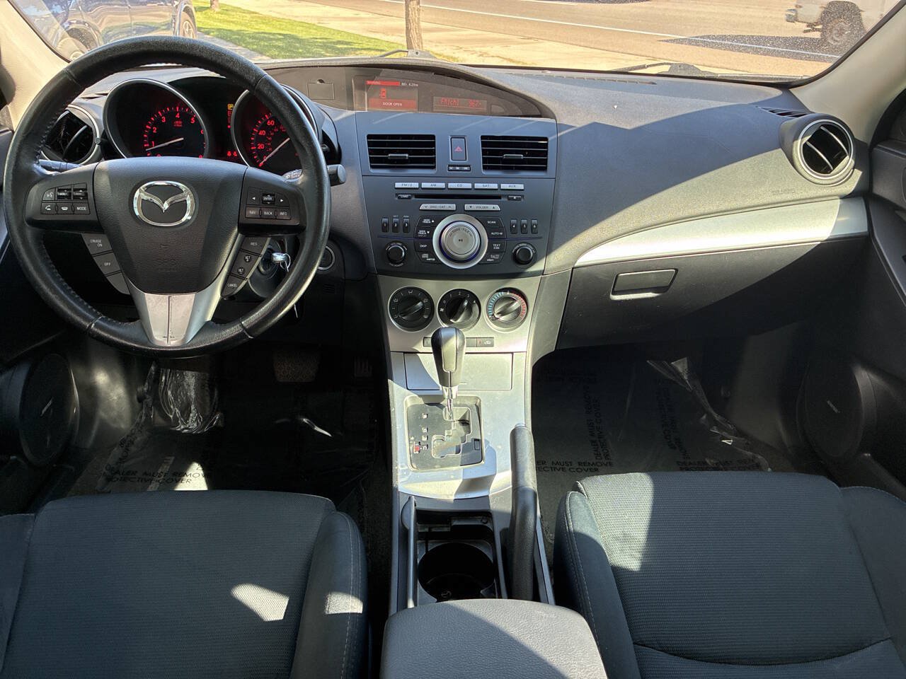 Used 2011 MAZDA MAZDA3 s Sport w/ Tech Pkg FWD image 9
