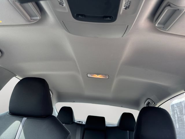 Used 2022 Toyota Camry LE FWD image 12