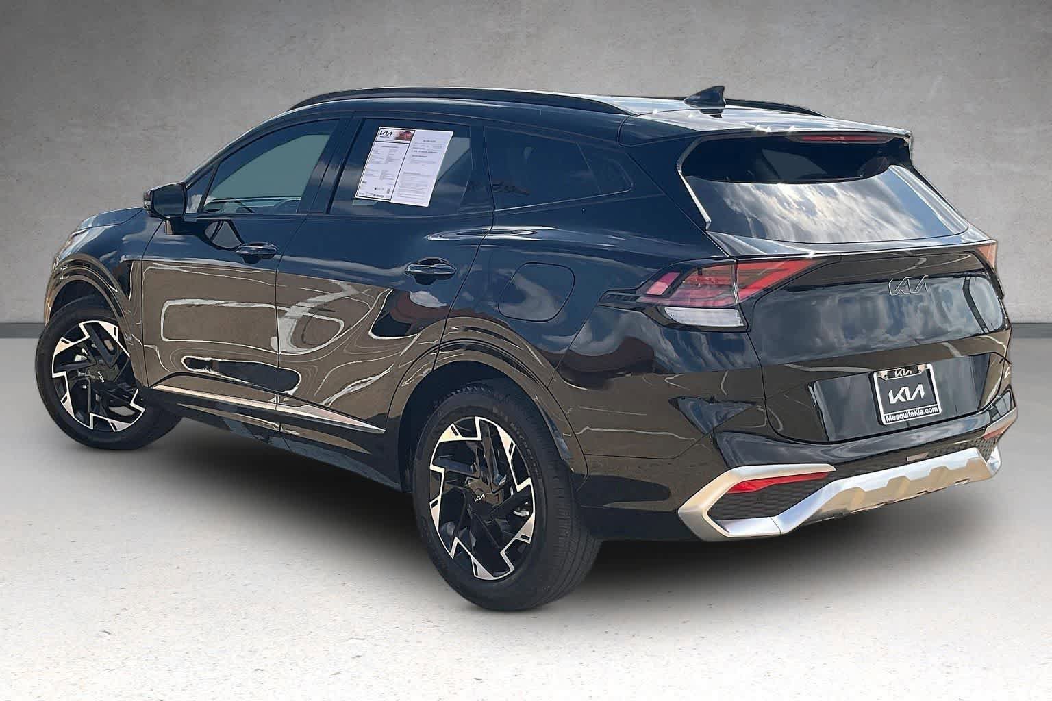 Certified 2024 Kia Sportage SX image 4