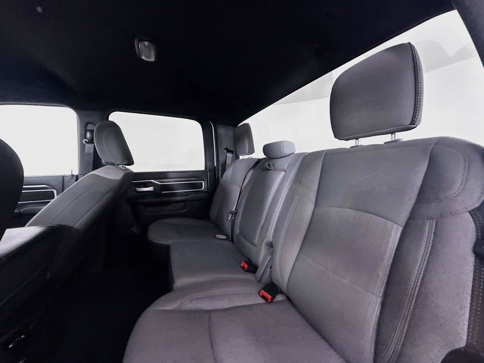 Used 2024 RAM 2500 Big Horn AWD/4WD image 27
