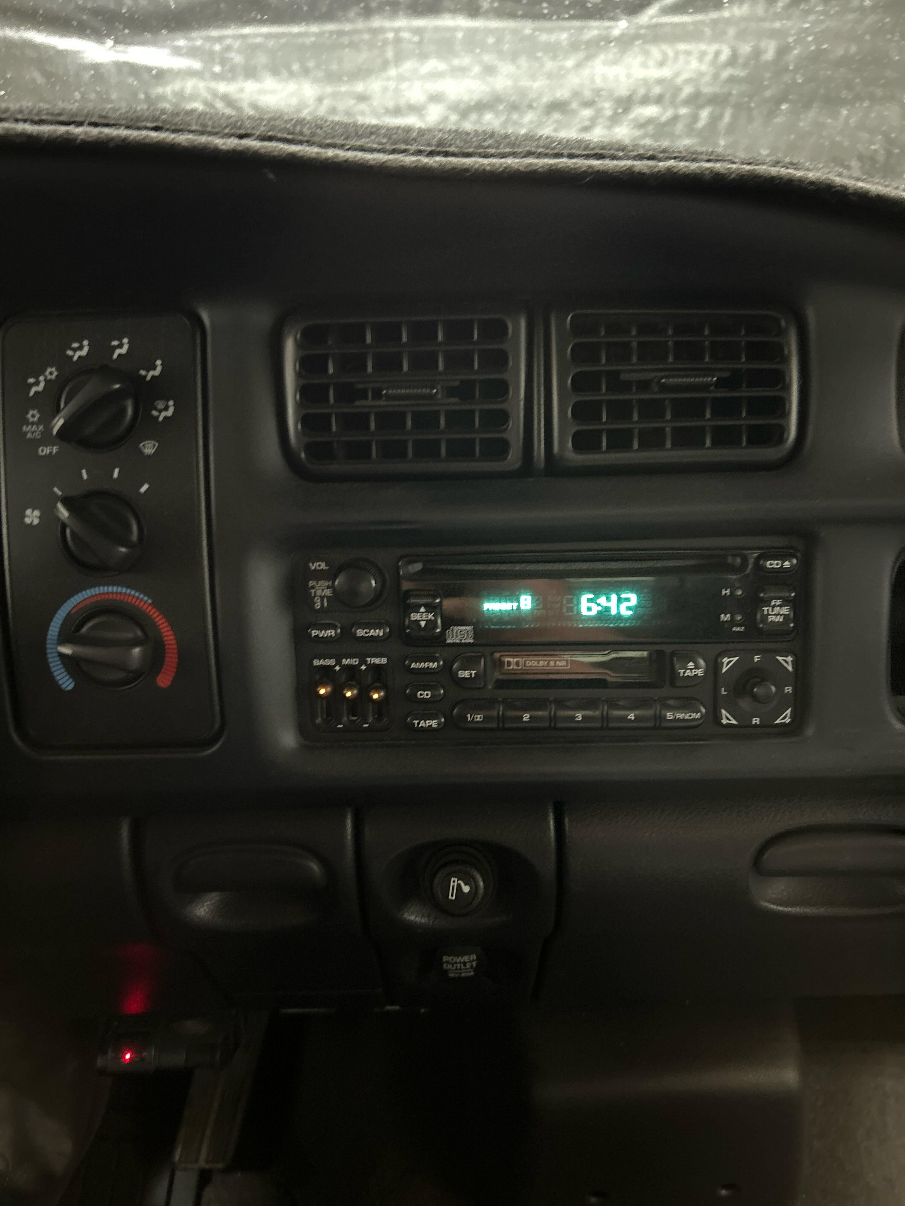 Used 2001 Dodge Ram 3500 Truck 2WD Quad Cab image 15